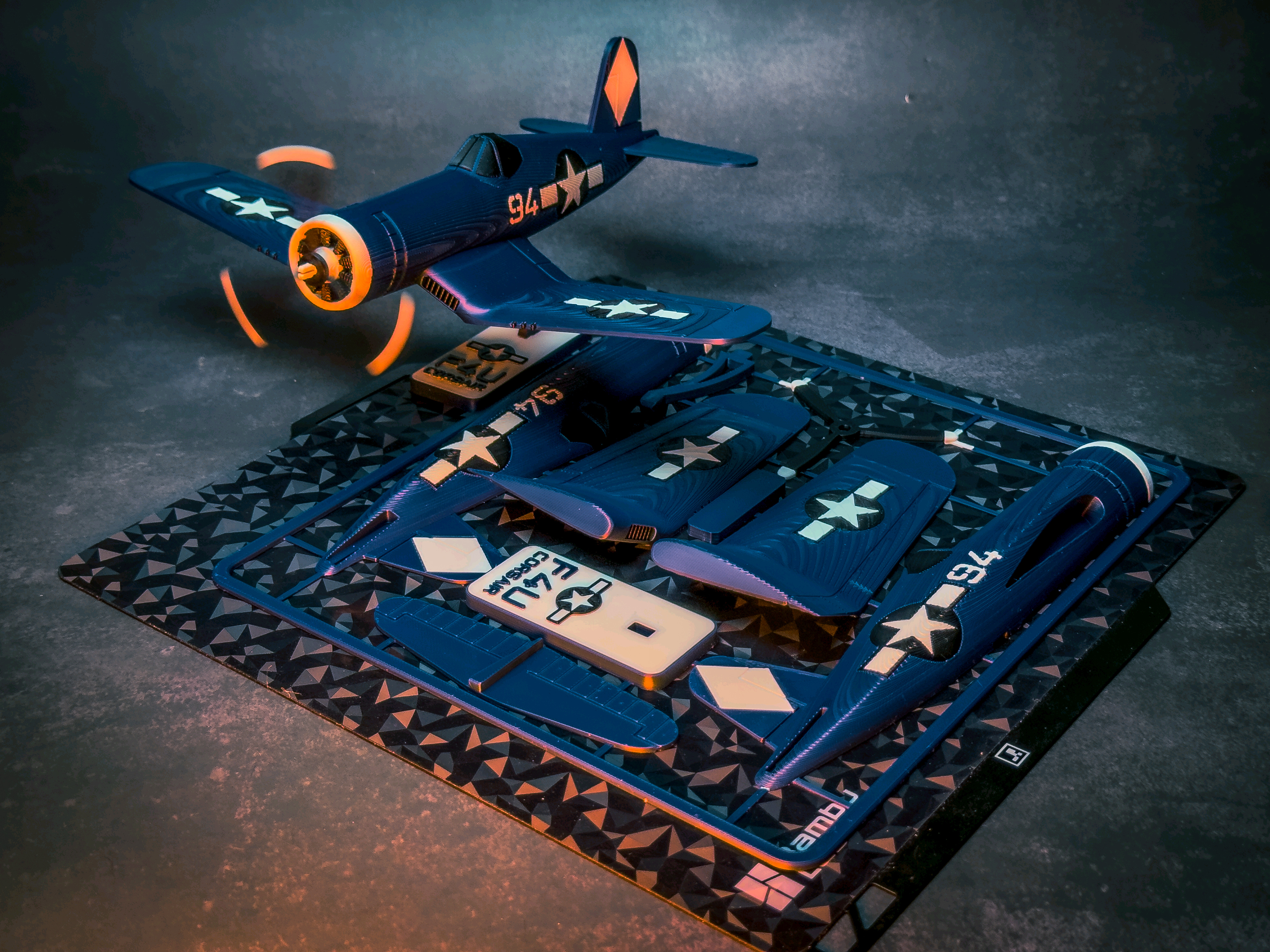 F4U Corsair – "الموت الصافر" أسطورة الحرب العالمية الثانية 🦅⚓